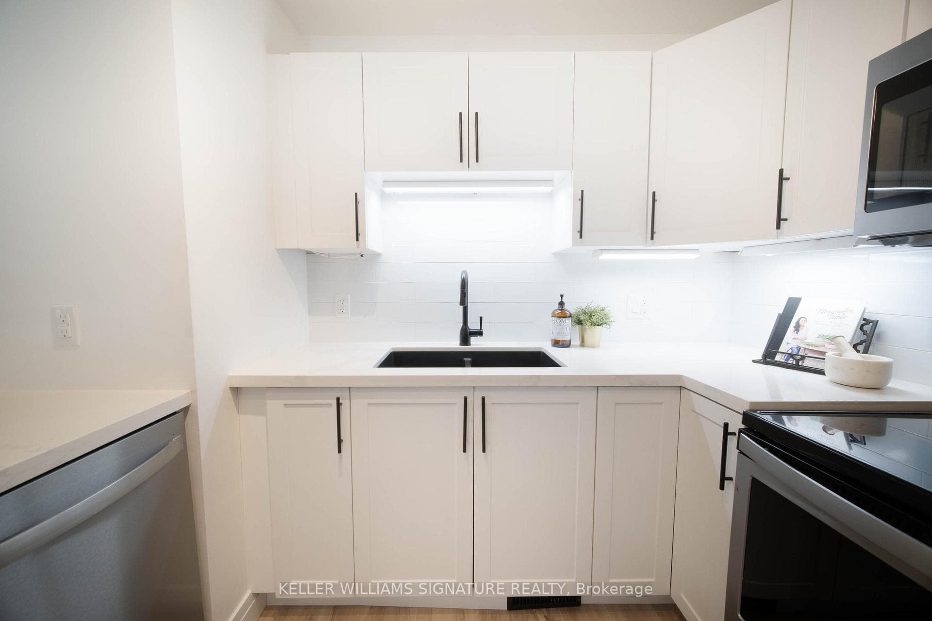1220 Thorpe Road Unit 109 photo 13