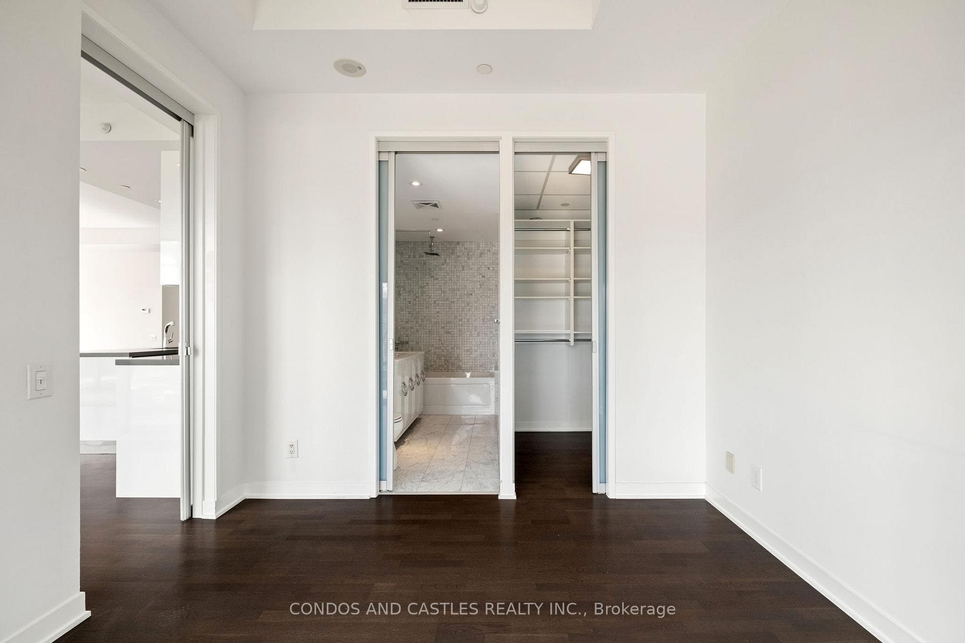 88 Park Lawn Road Unit 2907 photo 28