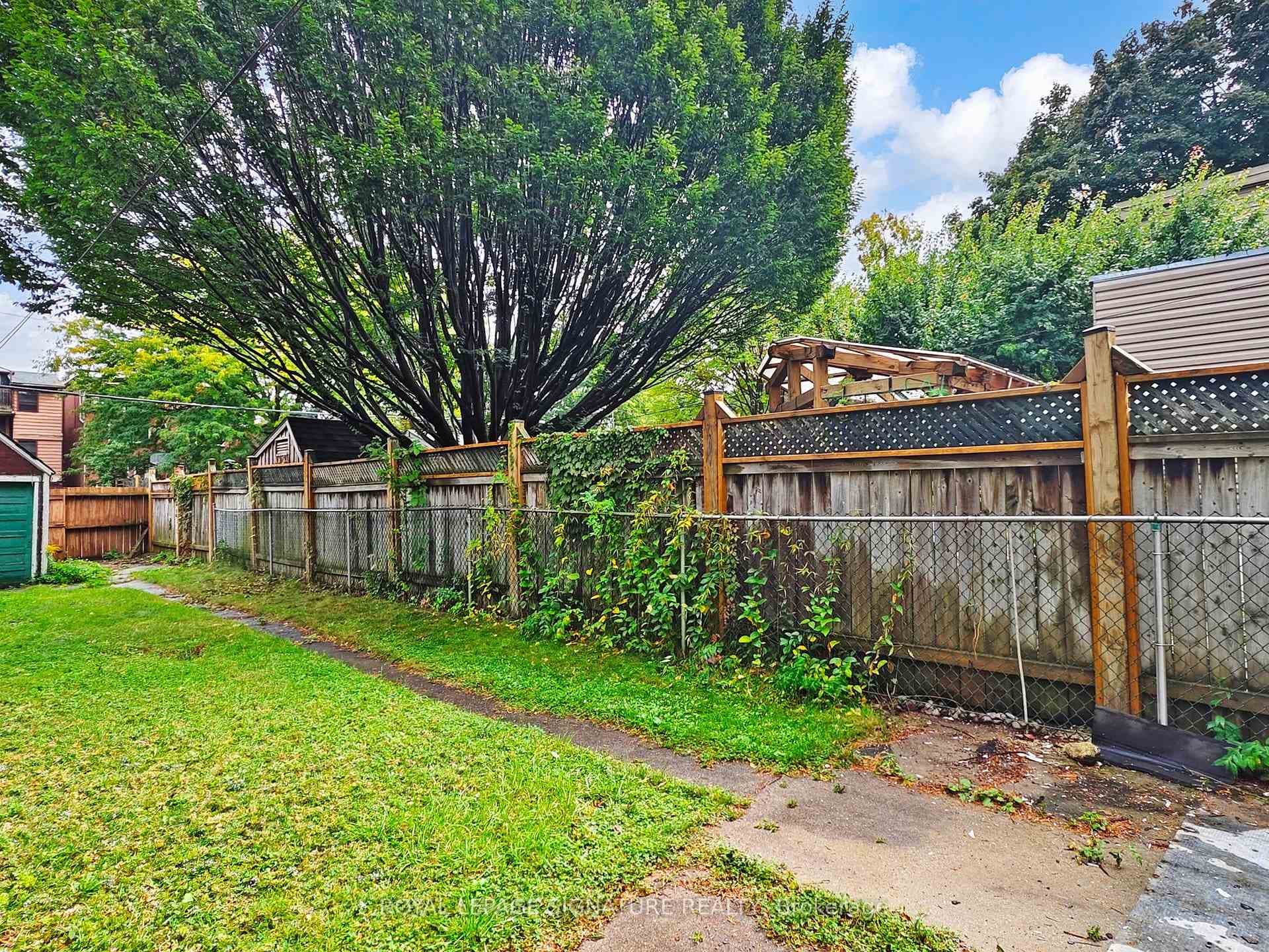45 Arundel Avenue photo 8