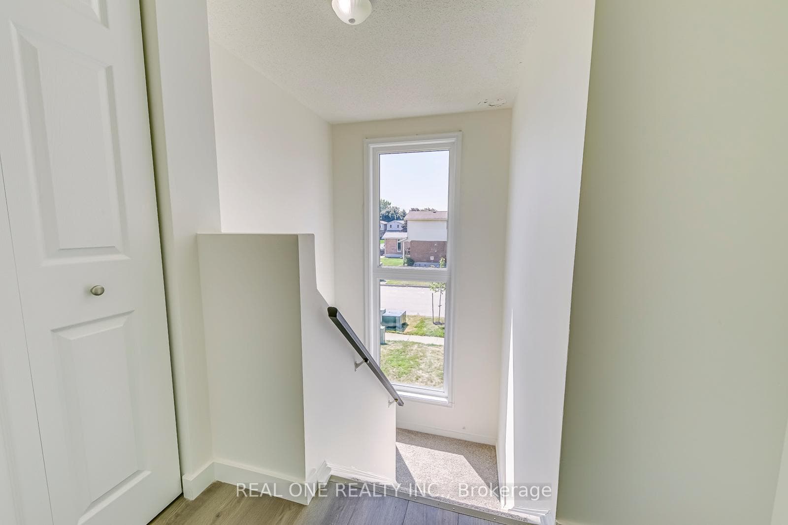 12 Danville Avenue photo 10