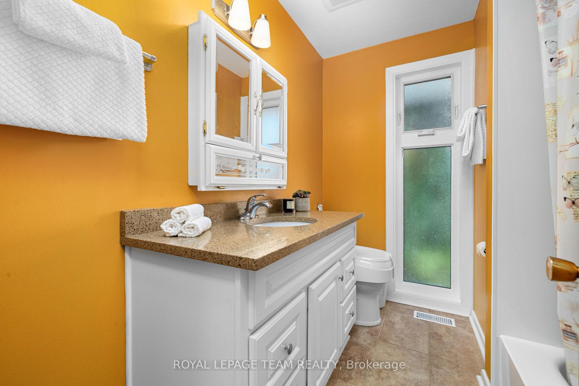 30 Ellery Crescent photo 23