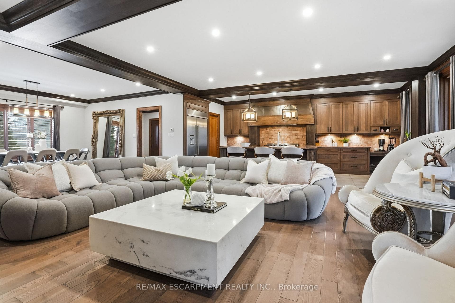 630 Kedleston Way photo 10