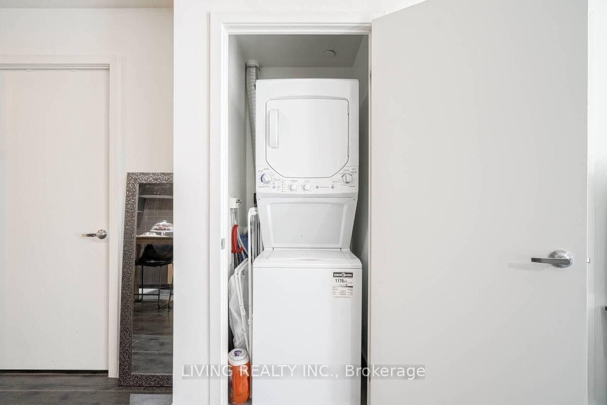 18 Rean Drive Unit 502 photo 16