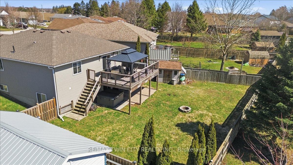 11 Feltz Drive photo 36