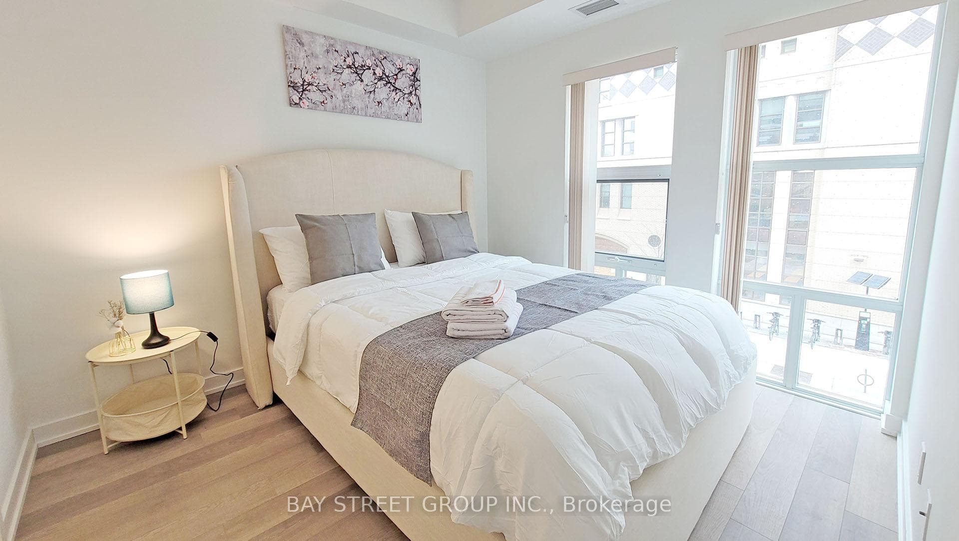 181 Huron Street Unit 204 photo 10