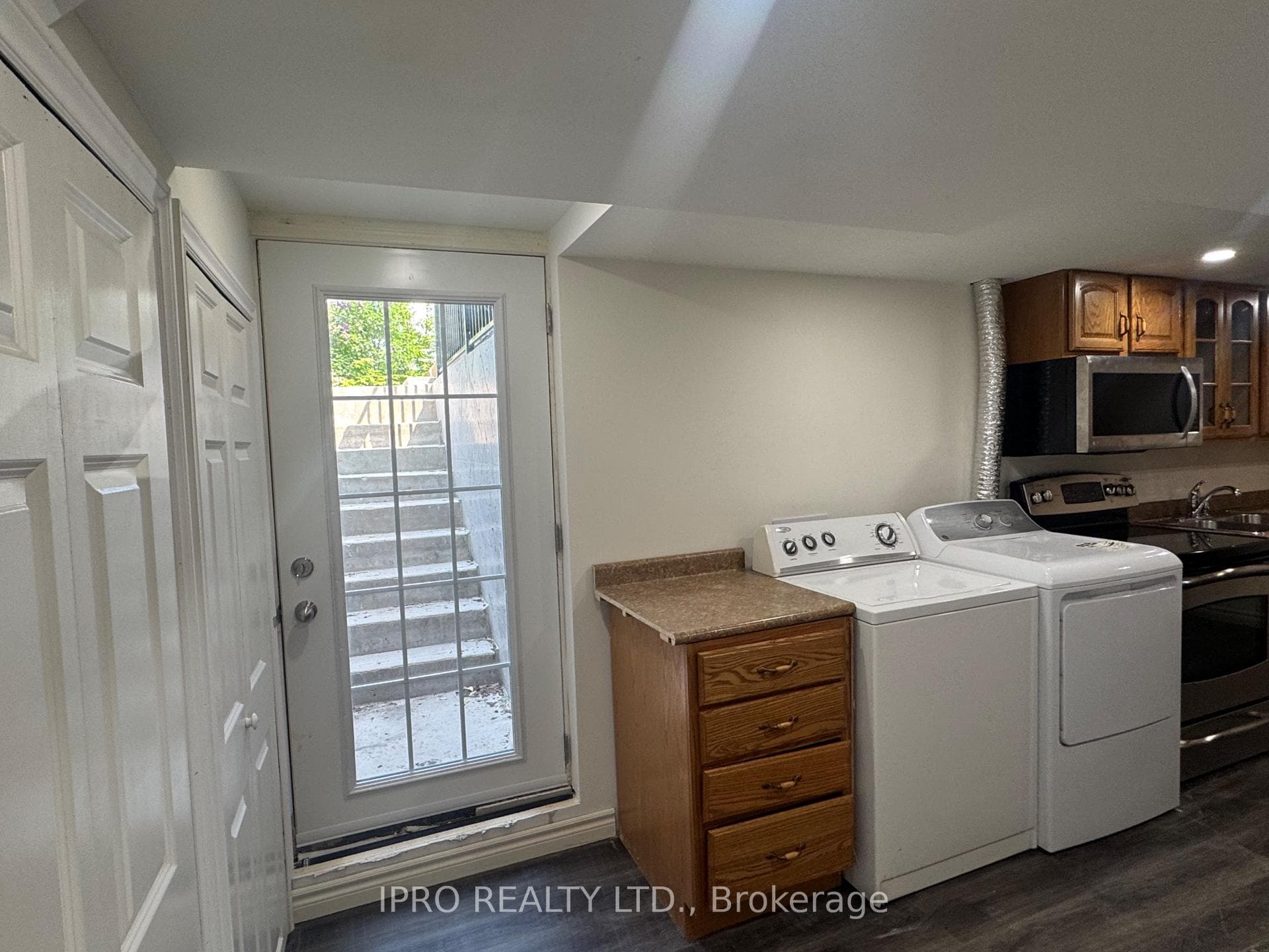 1333 Sheldon Avenue Unit LOWER photo 15
