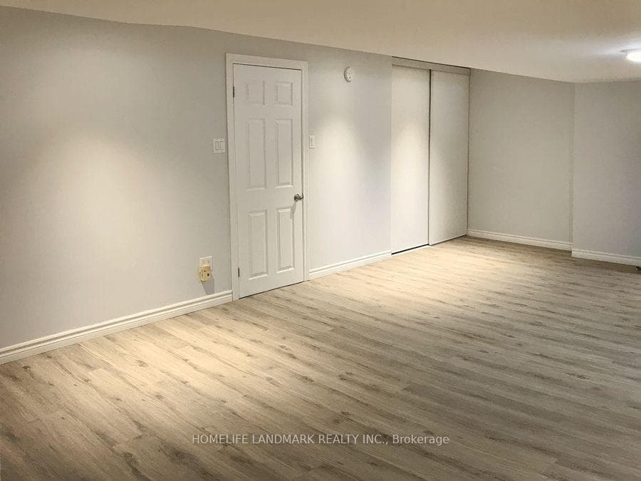 11 Uplands(Basement) Avenue photo 3