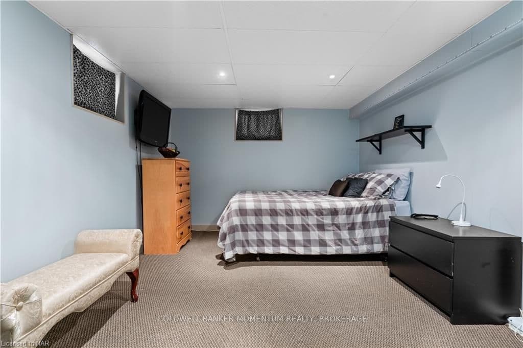 29 WOODELM Drive photo 37