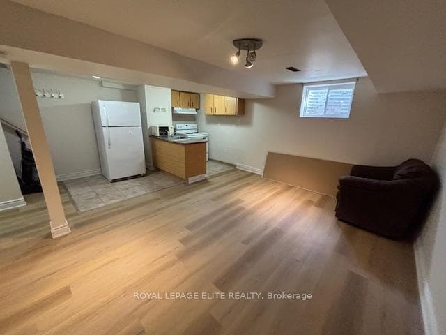 3377 BANNERHILL Avenue photo 2
