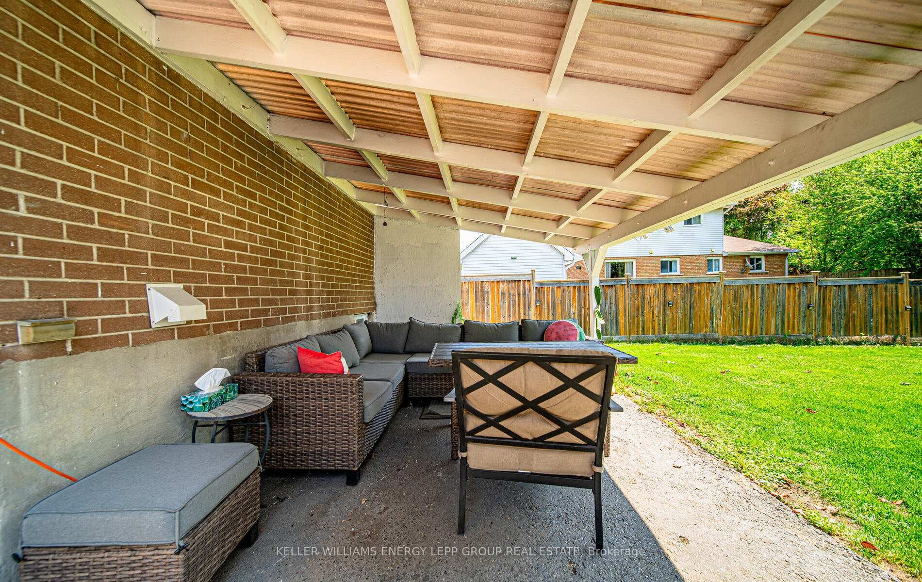 309 Marion Avenue photo 7