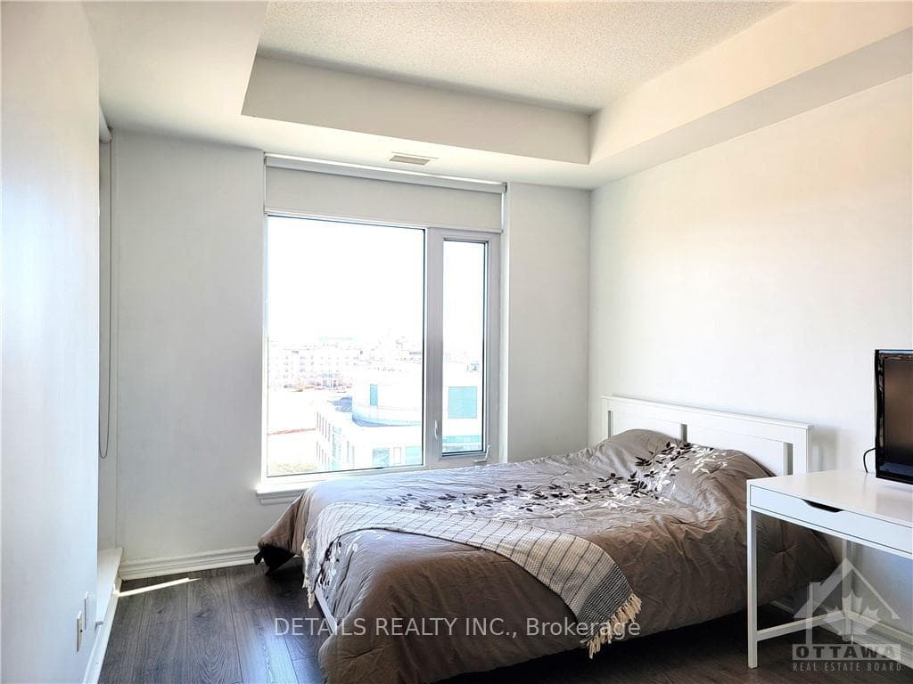 100 ROGER GUINDON Avenue Unit 704 photo 13