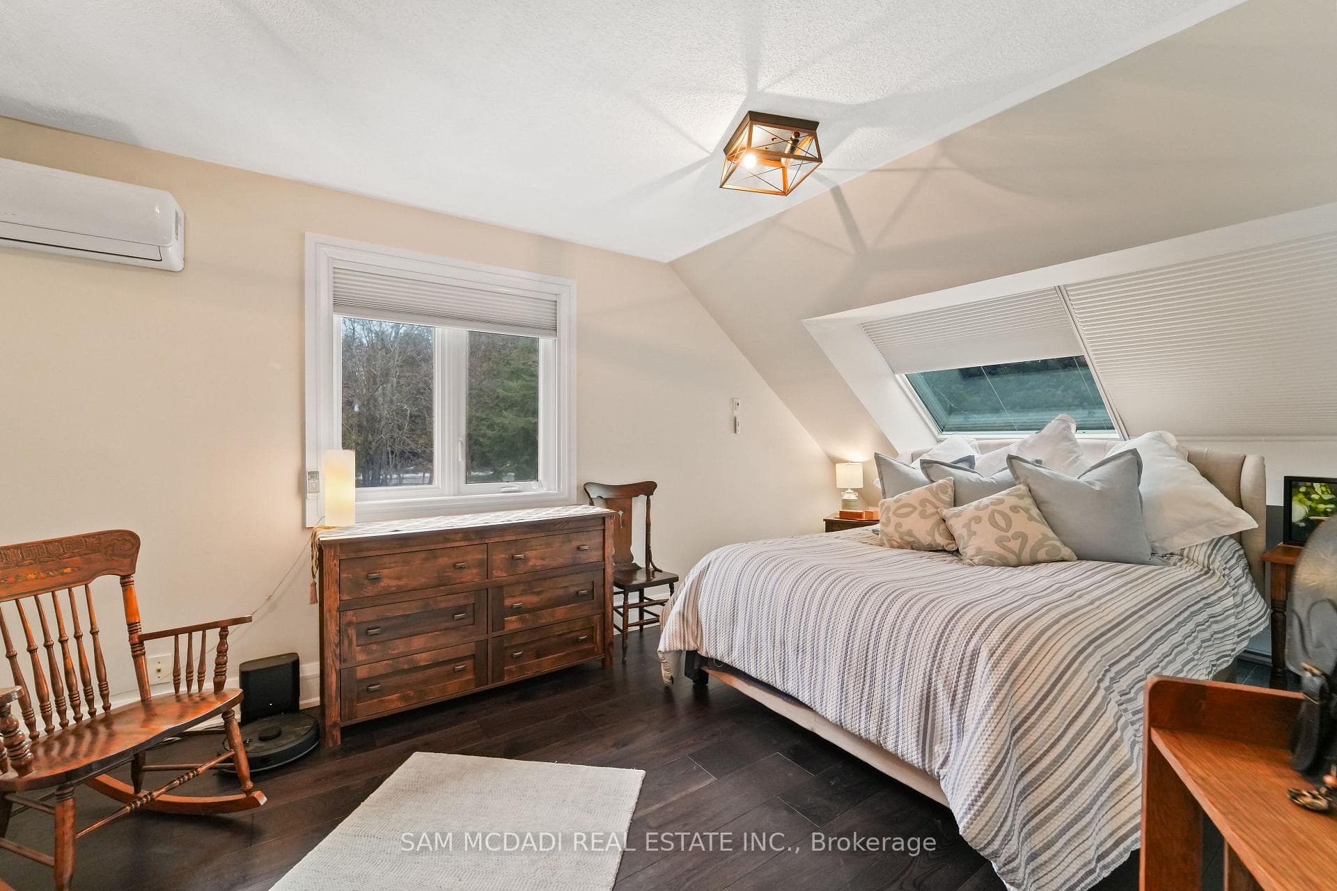 2814 Forks Of The Credit Road photo 28