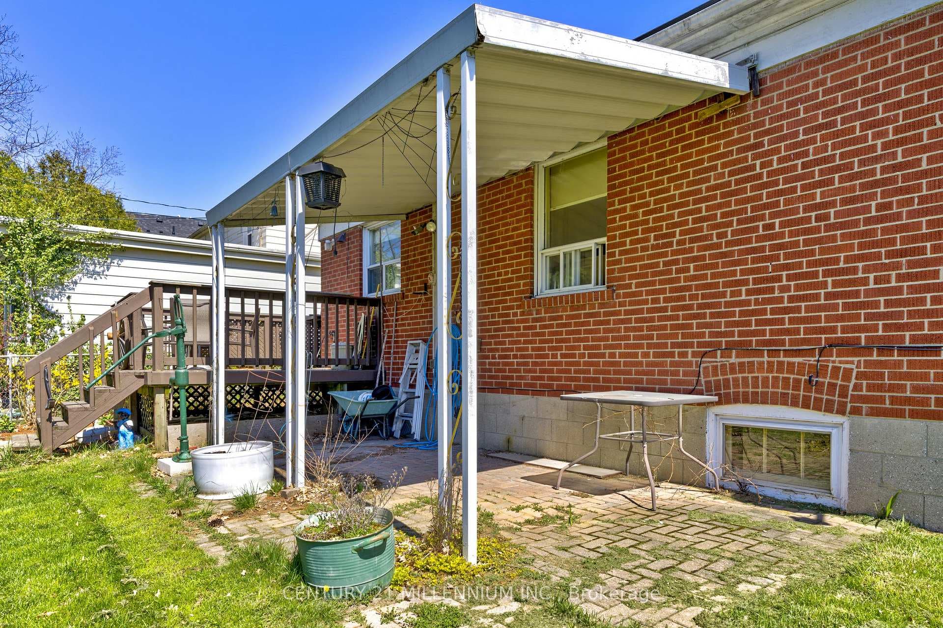 2190 Breezy Brae Drive photo 34
