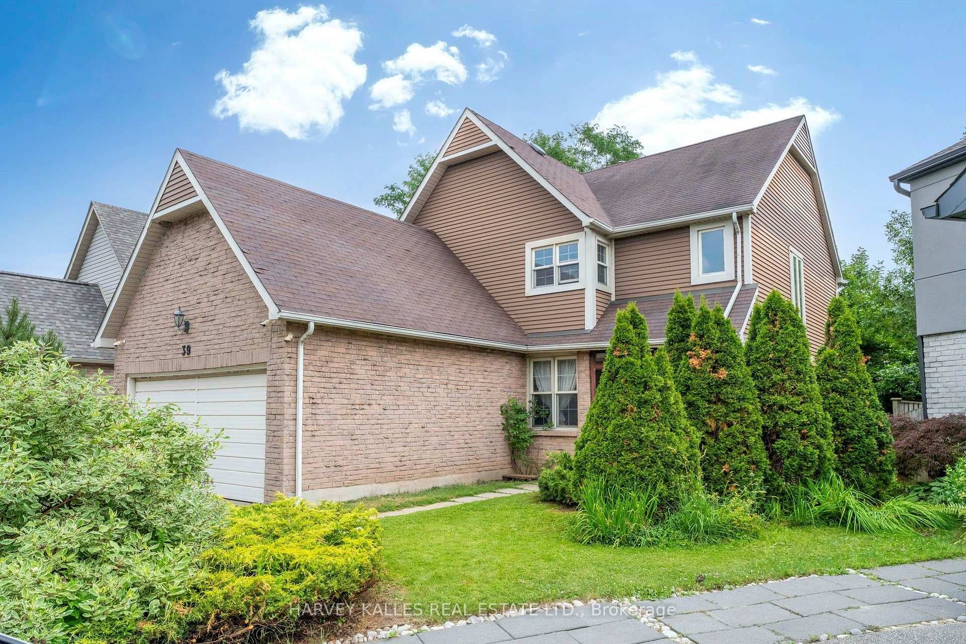 39 Newington Crescent photo 1