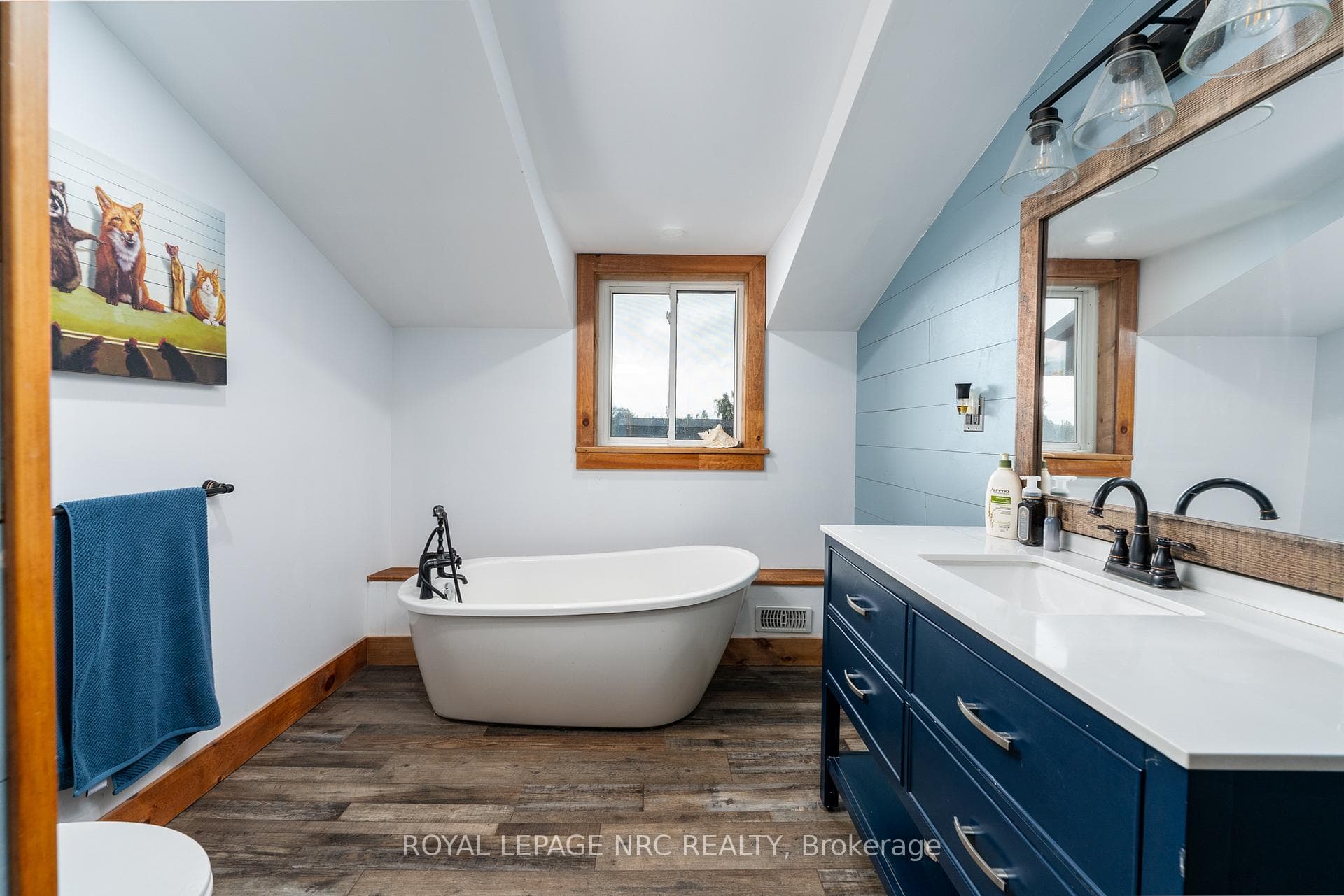 1622 Bertie Street photo 20