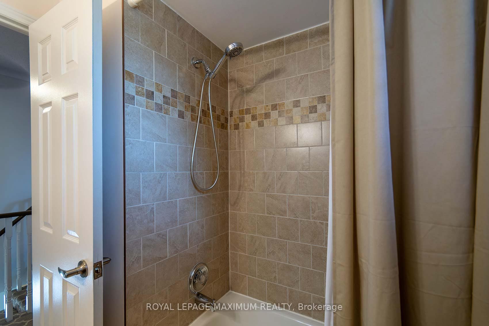 15 Guardhouse Drive photo 22
