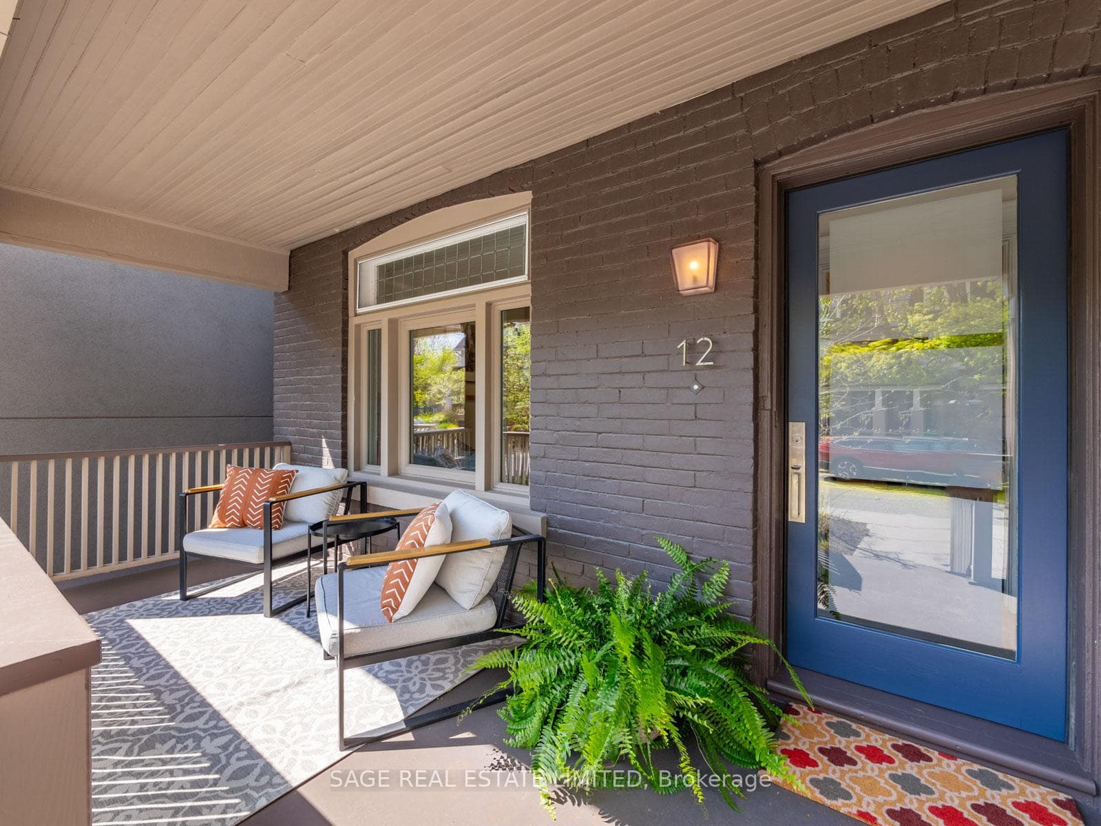 12 Ravina Crescent photo 3
