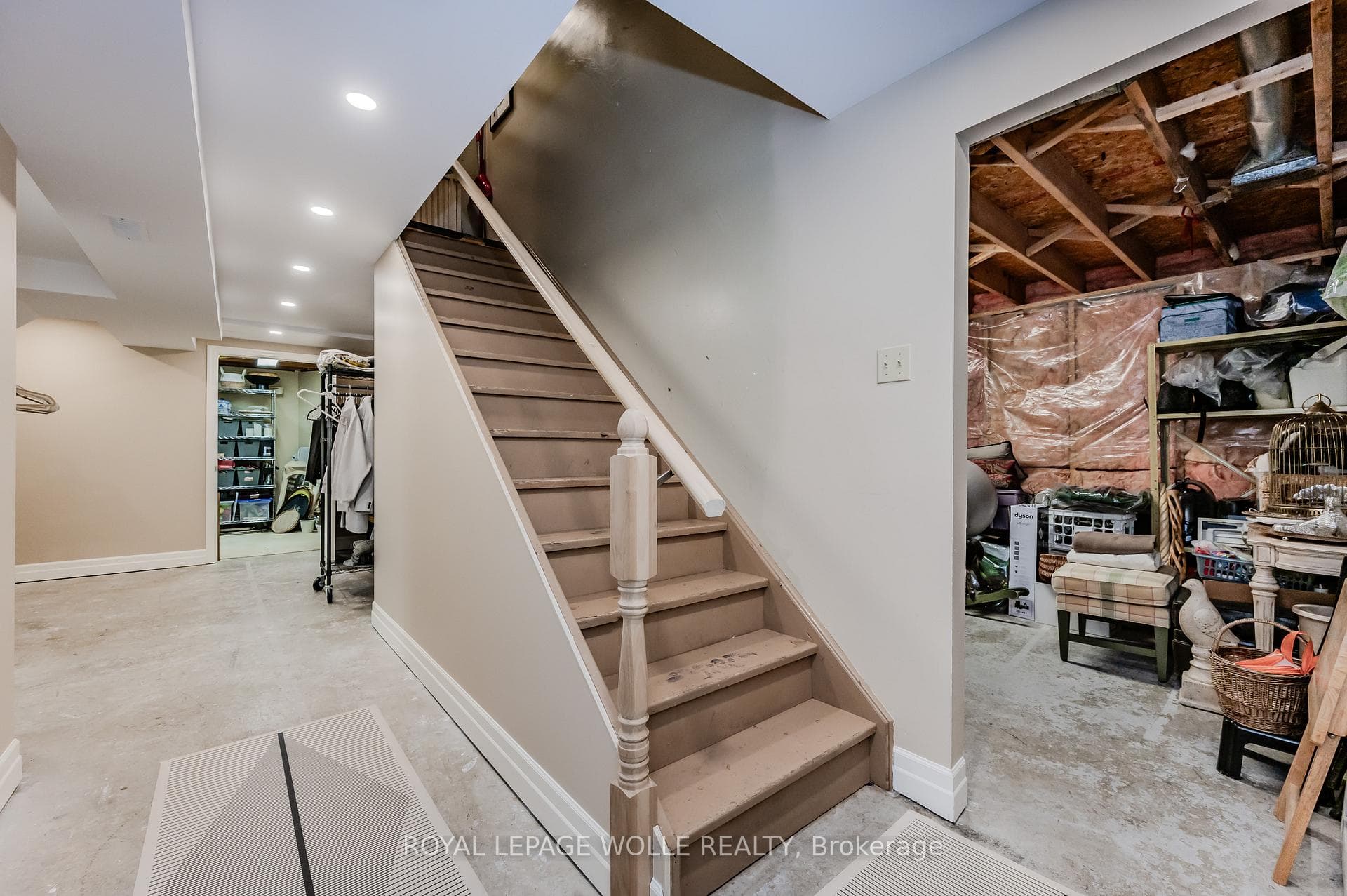 552 Wissler Road photo 28