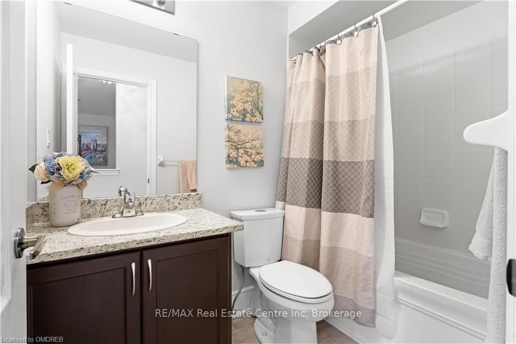 38 MUZZO Drive photo 12