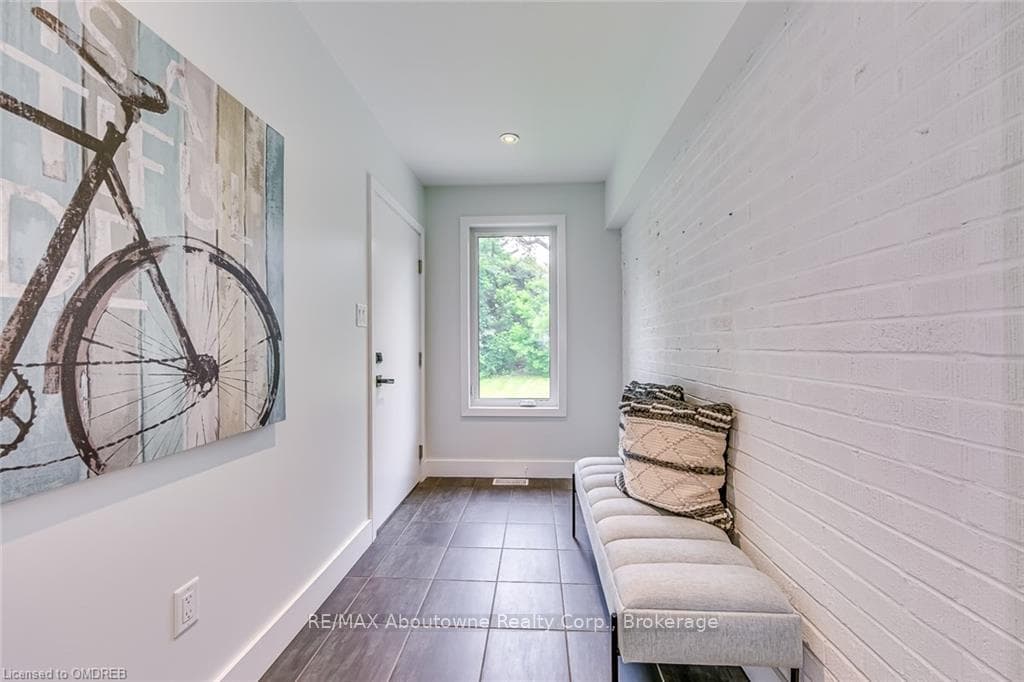 818 HAIG Road photo 25
