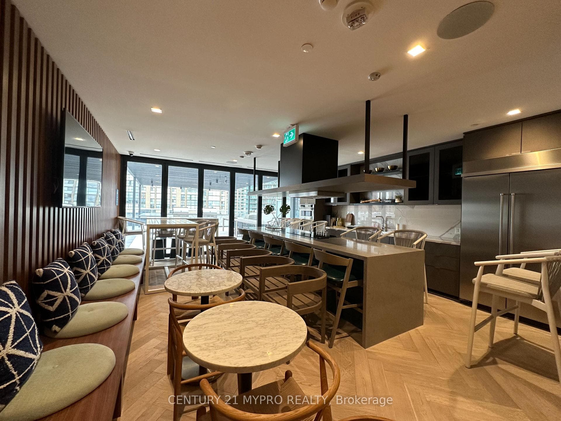 15 Holmes Avenue Unit 1207 photo 8