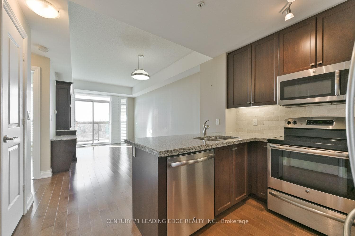 68 Main Street Unit 604 photo 8