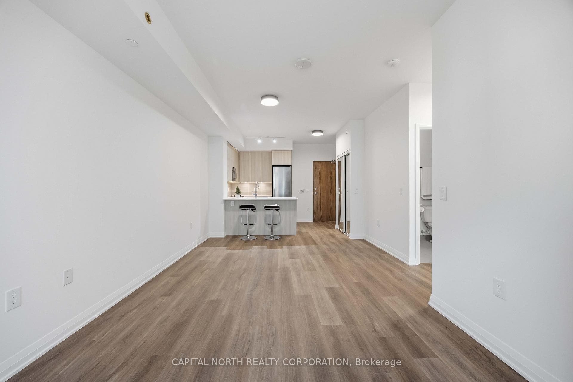 99 Eagle Rock Way Unit 525 photo 17