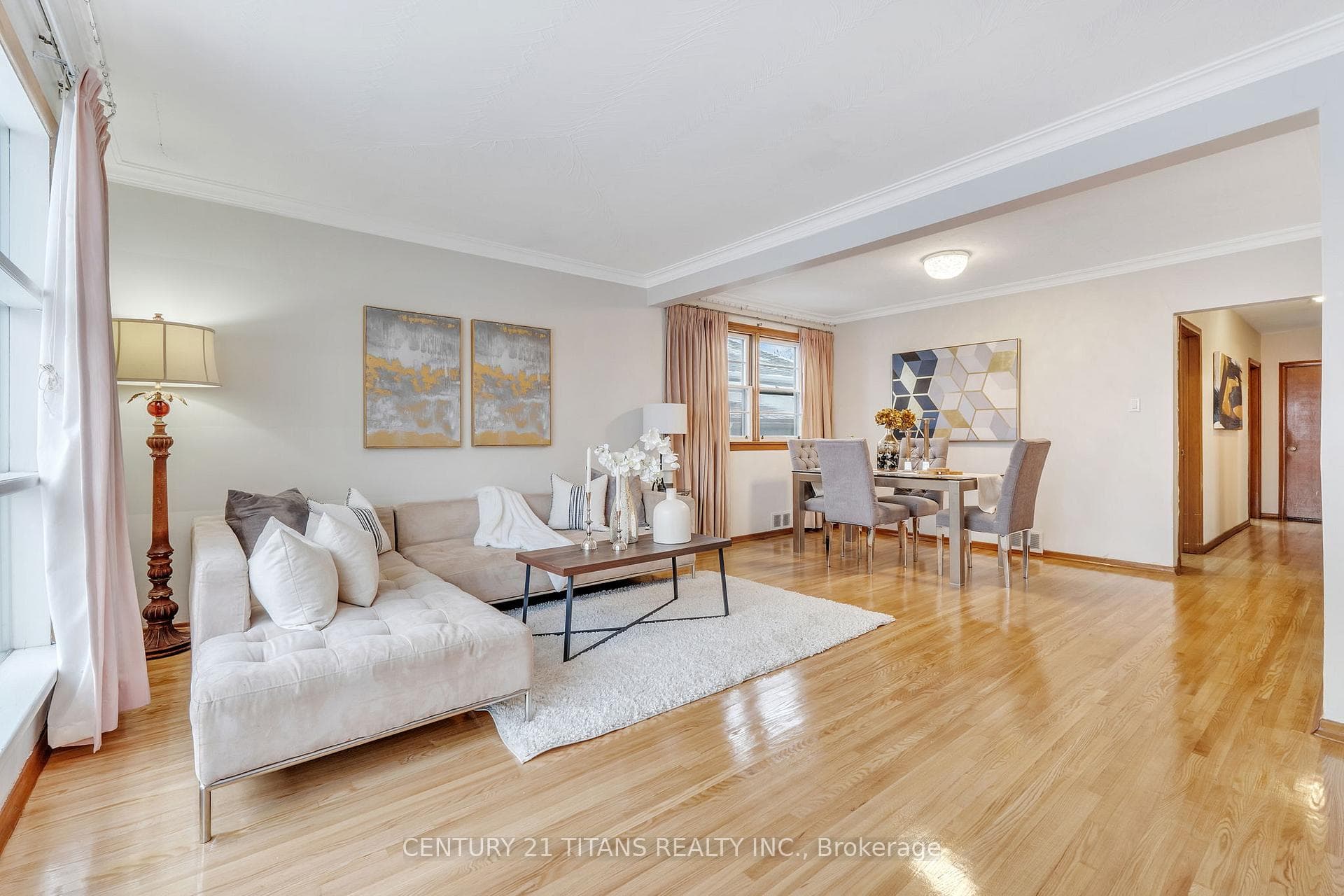 48 Merrian Road photo 1