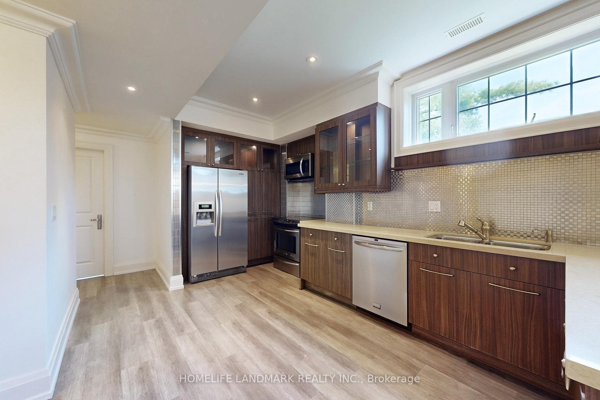 320 Spring Garden Avenue photo 33