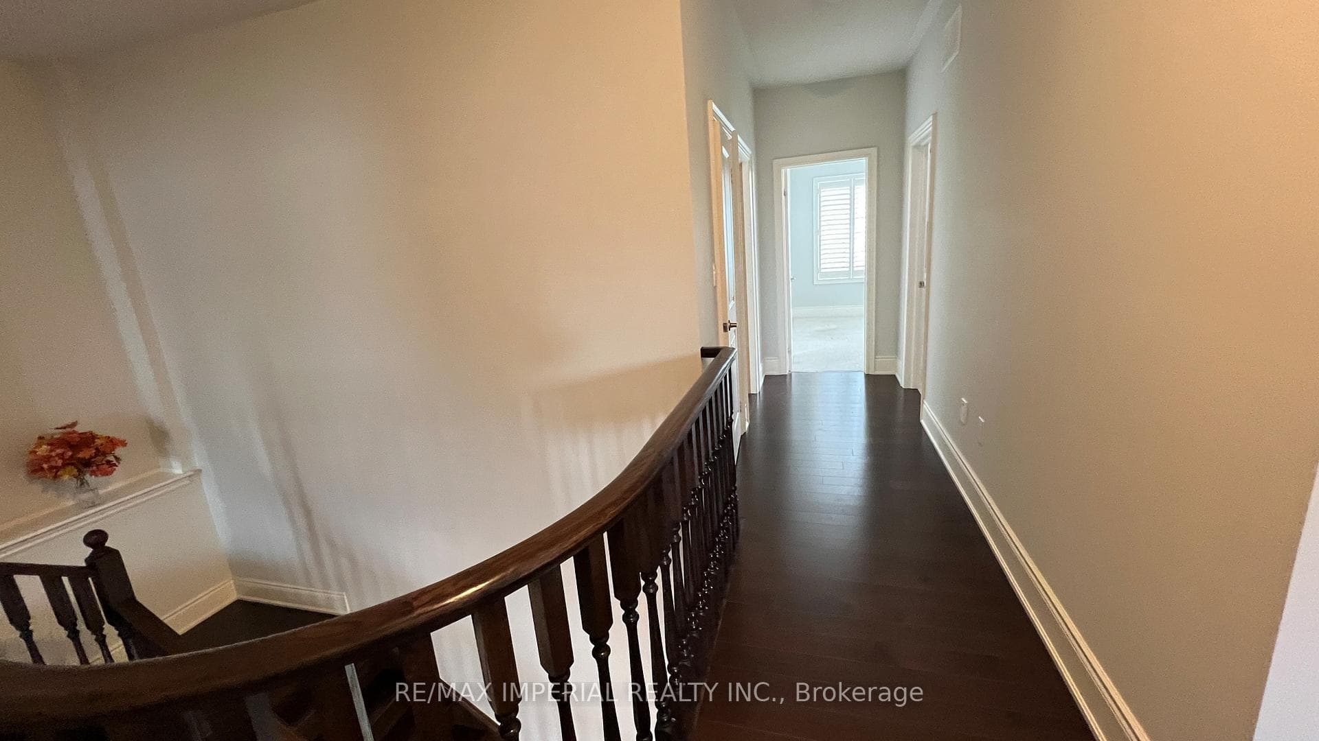 468 Threshing Mill Boulevard photo 10