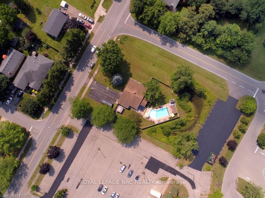 100 x 200 Foot Large Property