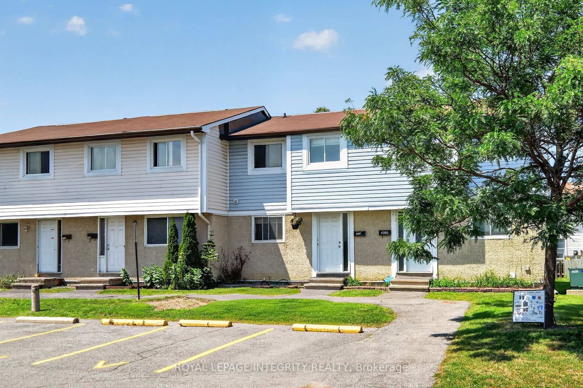4356 Stella Crescent photo 1