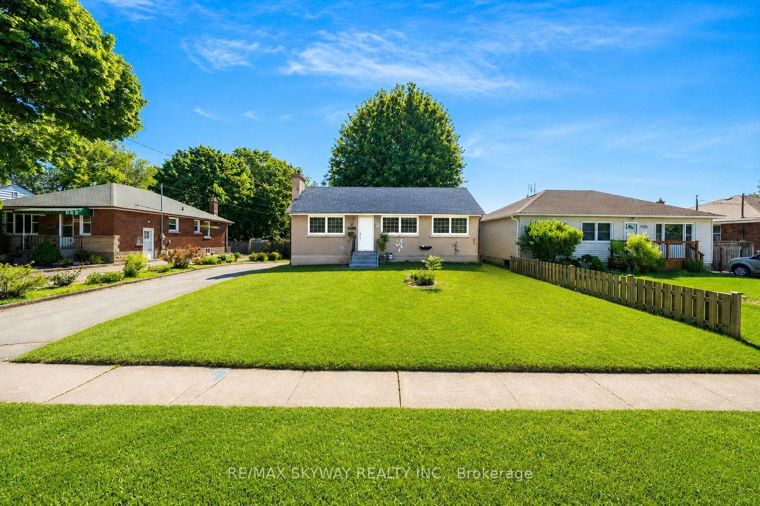 6604 Locus Avenue photo 1