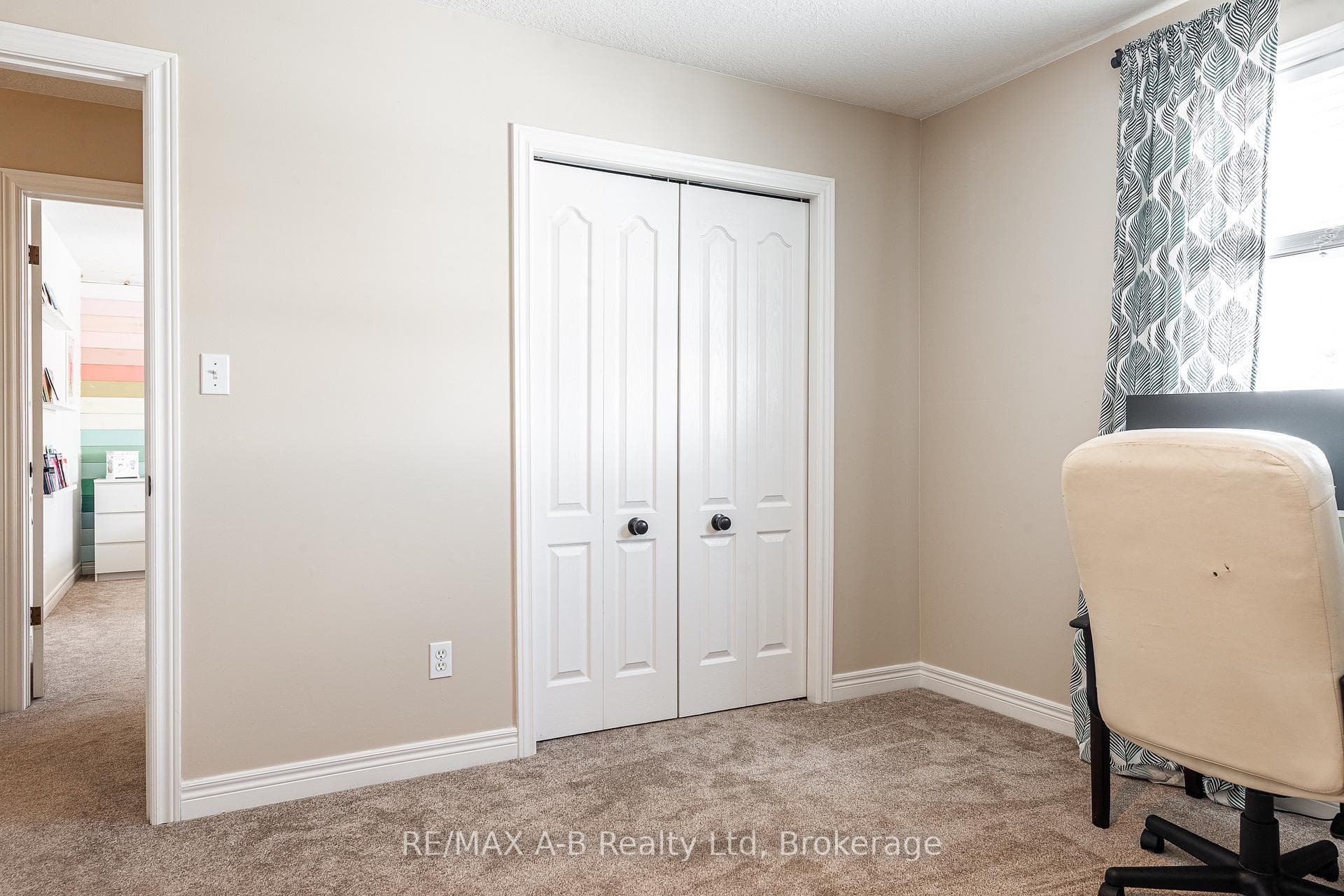 61 Yarrow Court photo 30