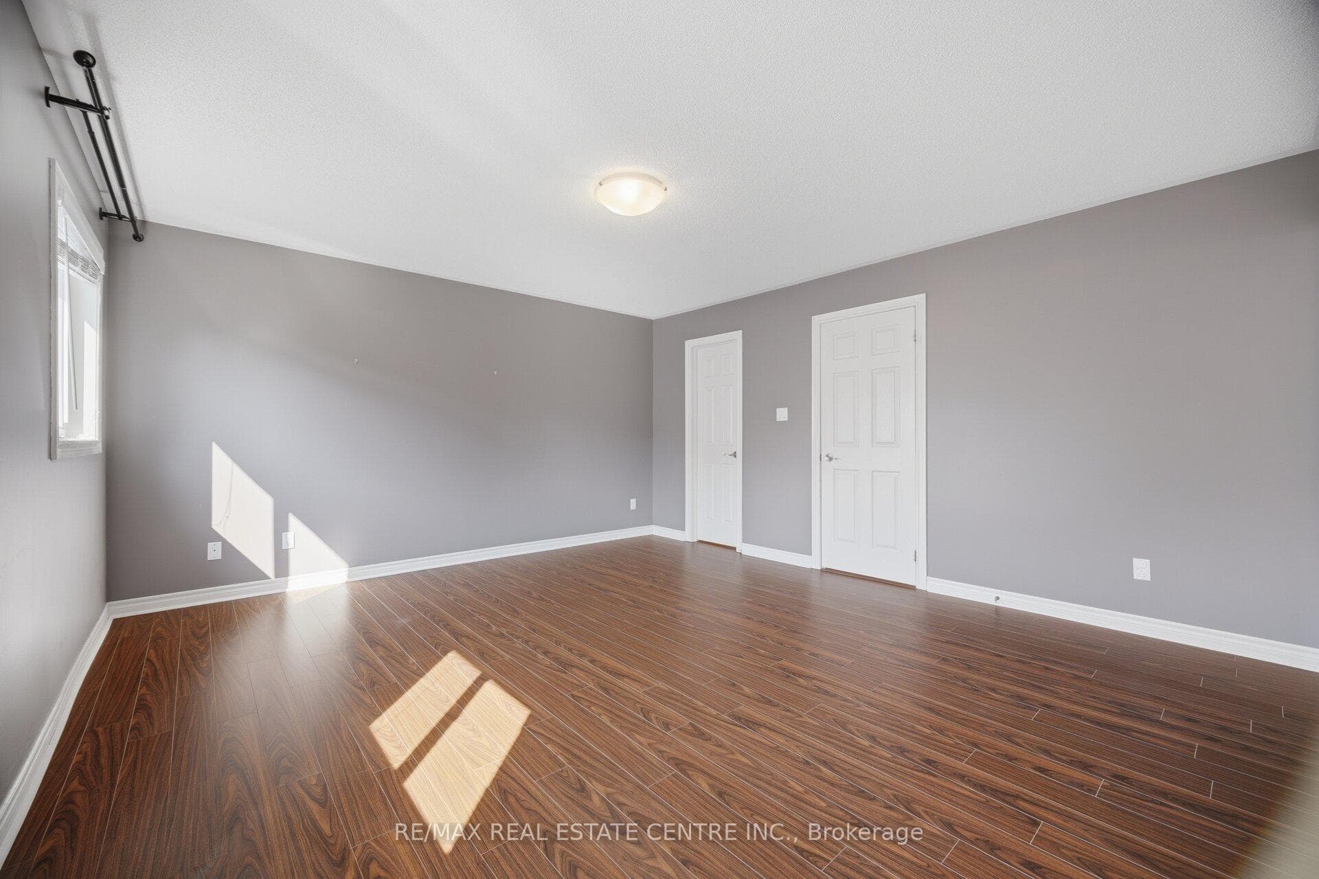 366 Hobbs Crescent photo 28