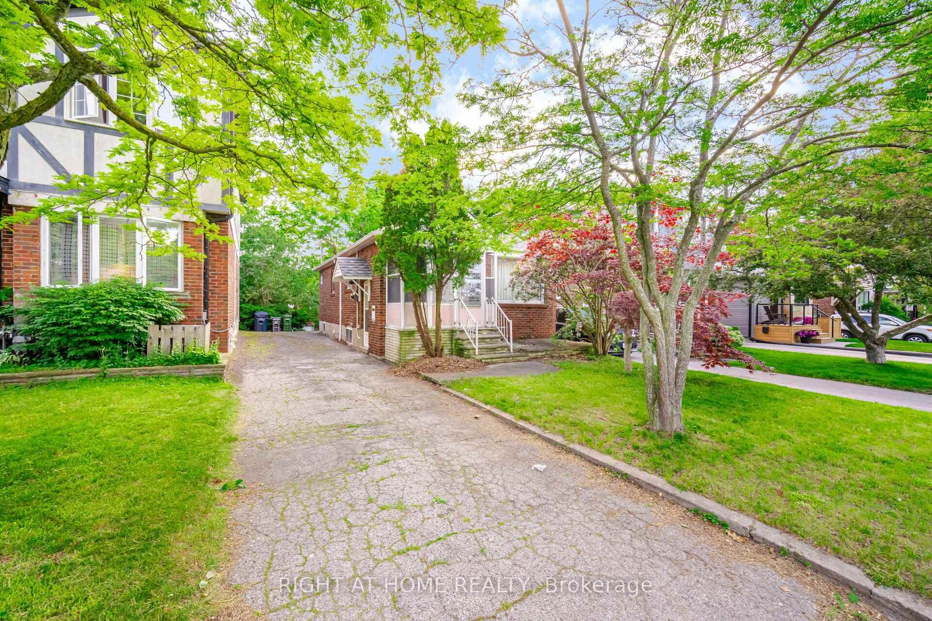 24 Manderley Drive photo 7