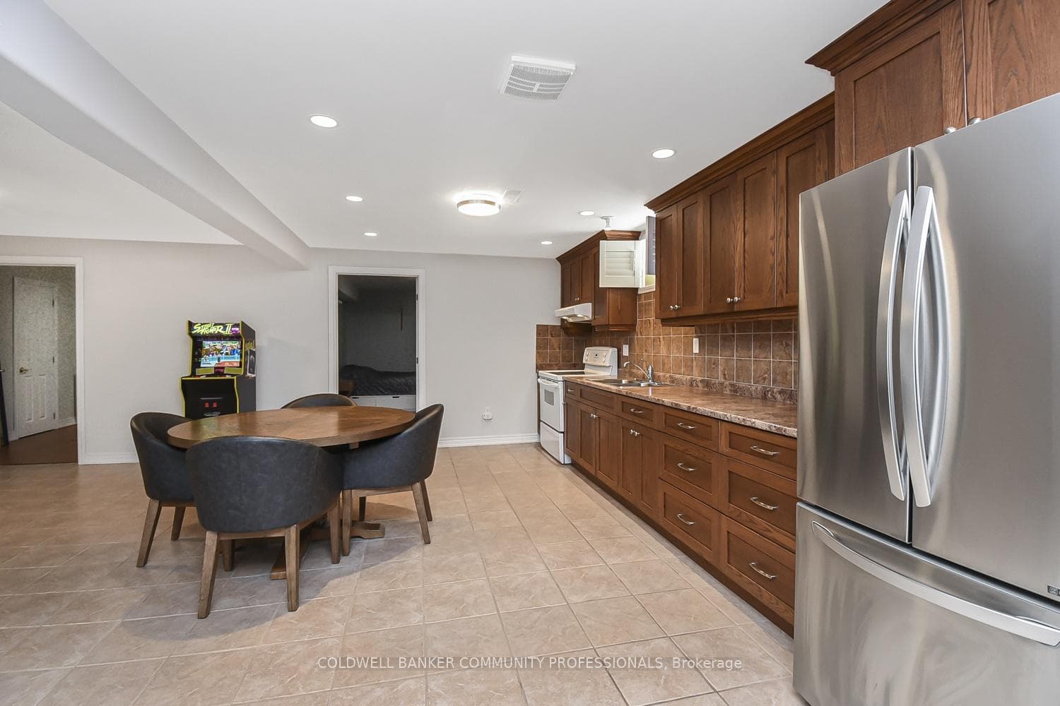 353 Highland Road photo 32