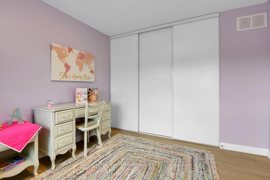282 Aquarium Avenue photo 24
