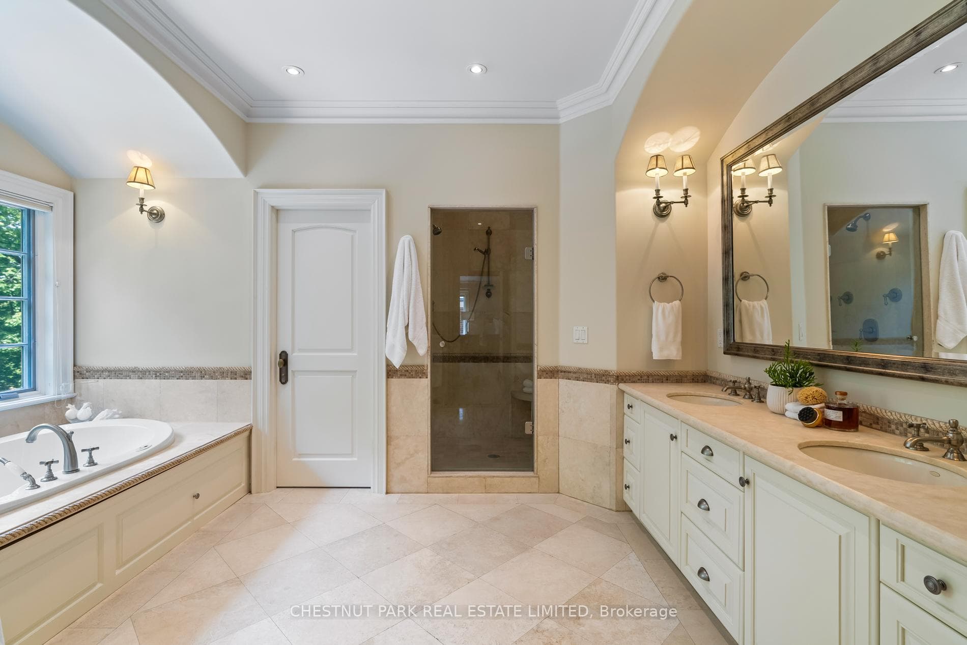 12 Blyth Hill Road photo 23