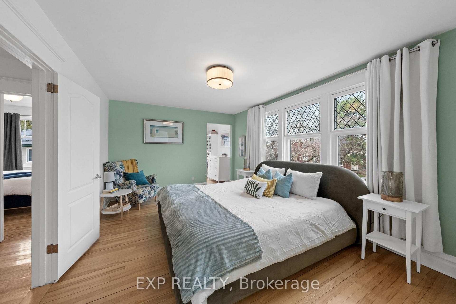 10 Lakeside Avenue photo 27