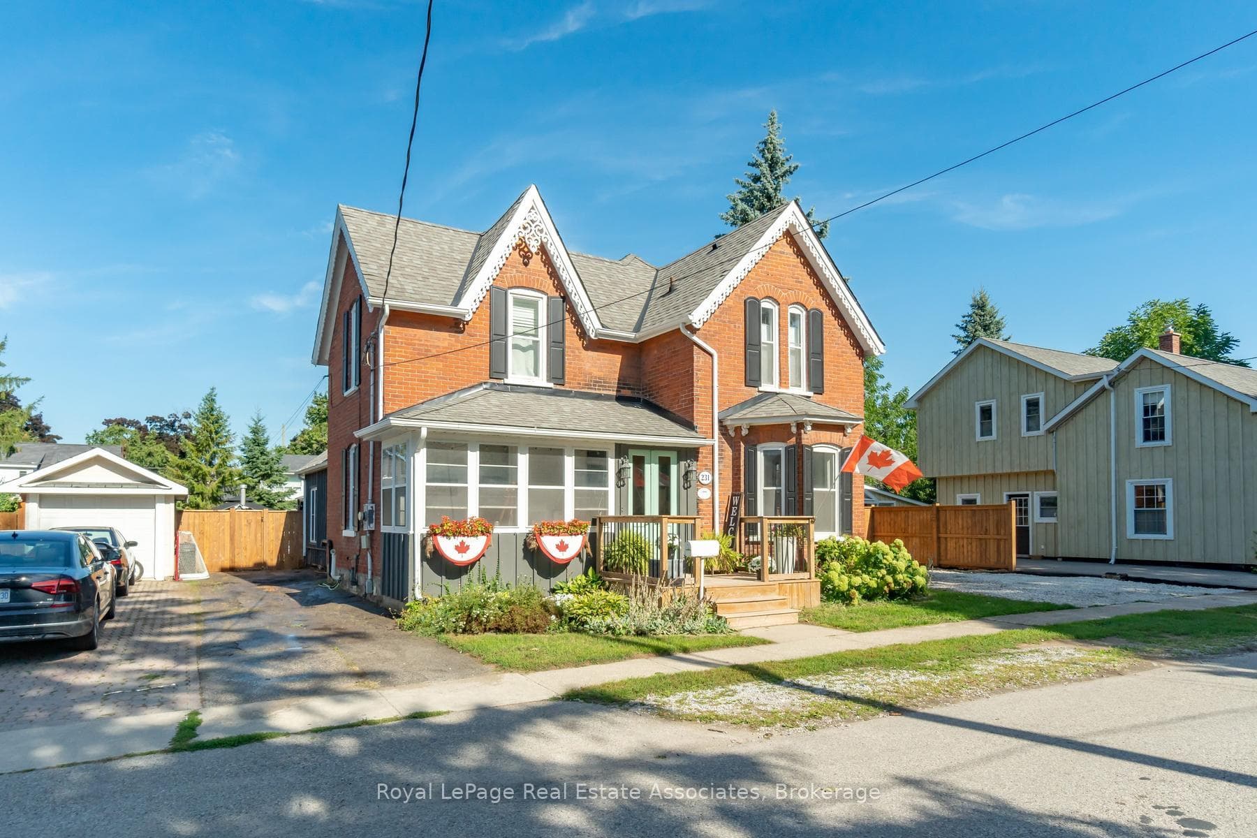 231 Arthur Street photo 3