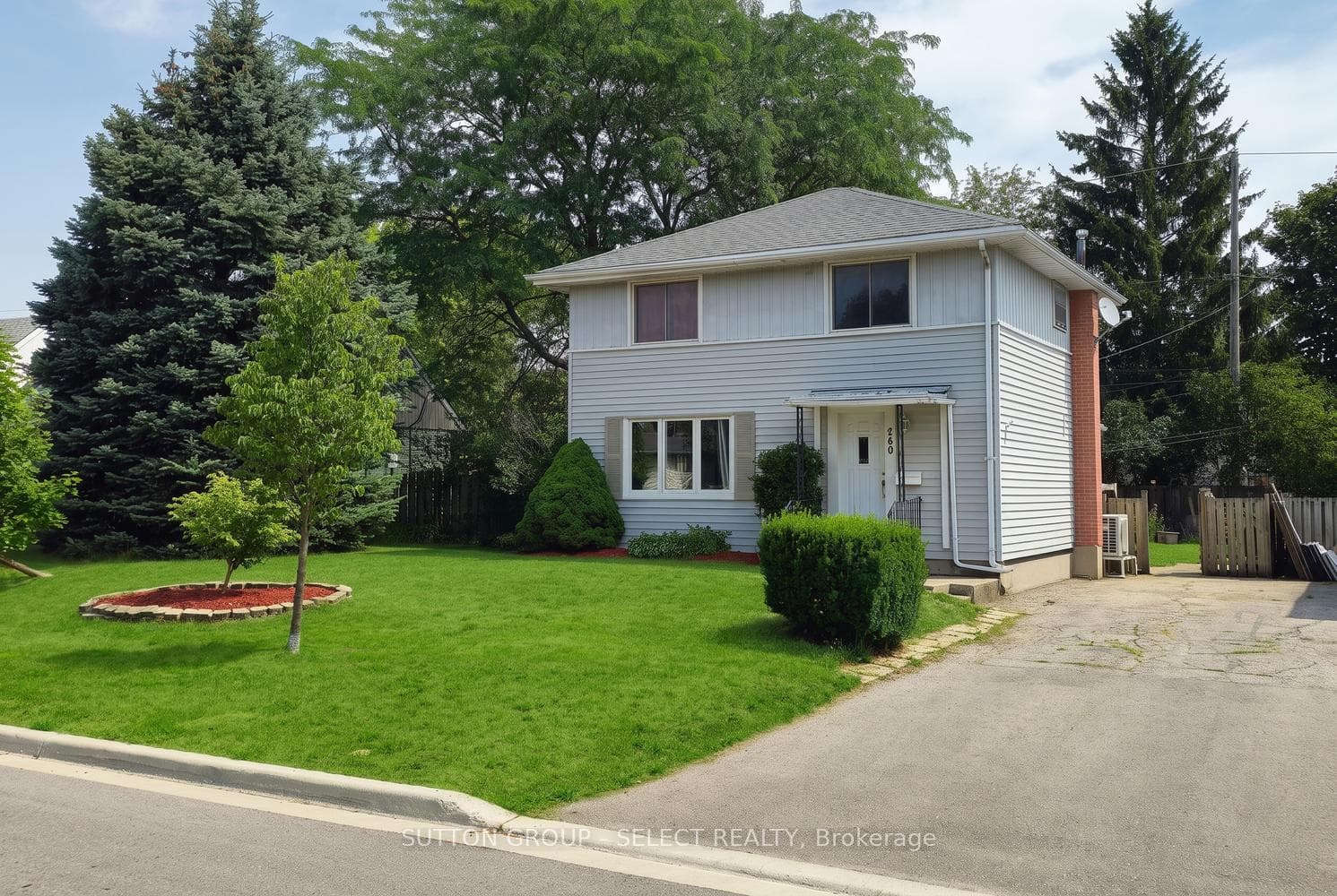 200 Rhine Avenue photo 1