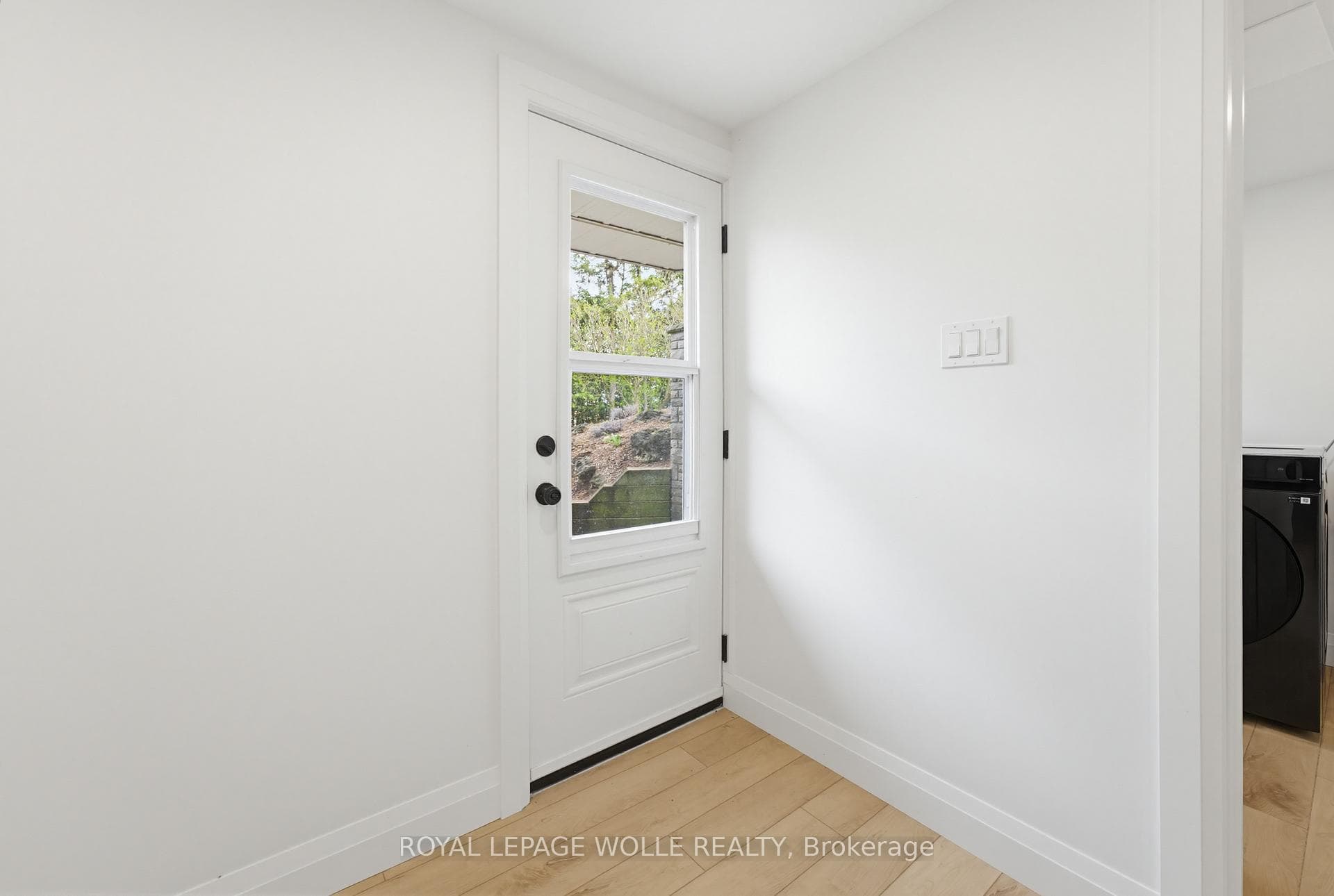 3623 Nafziger Road photo 40