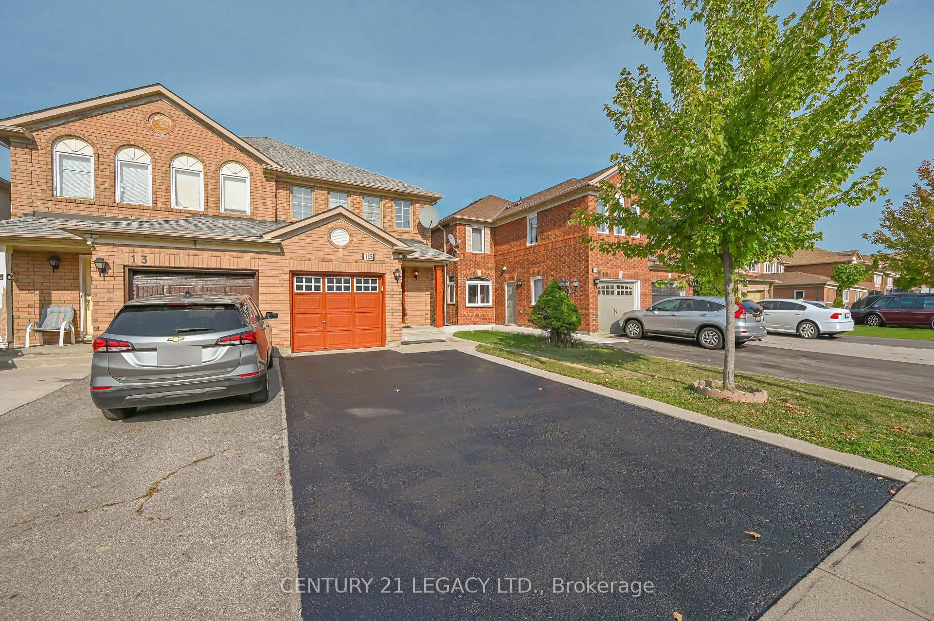 15 Dusty Star Road photo 2