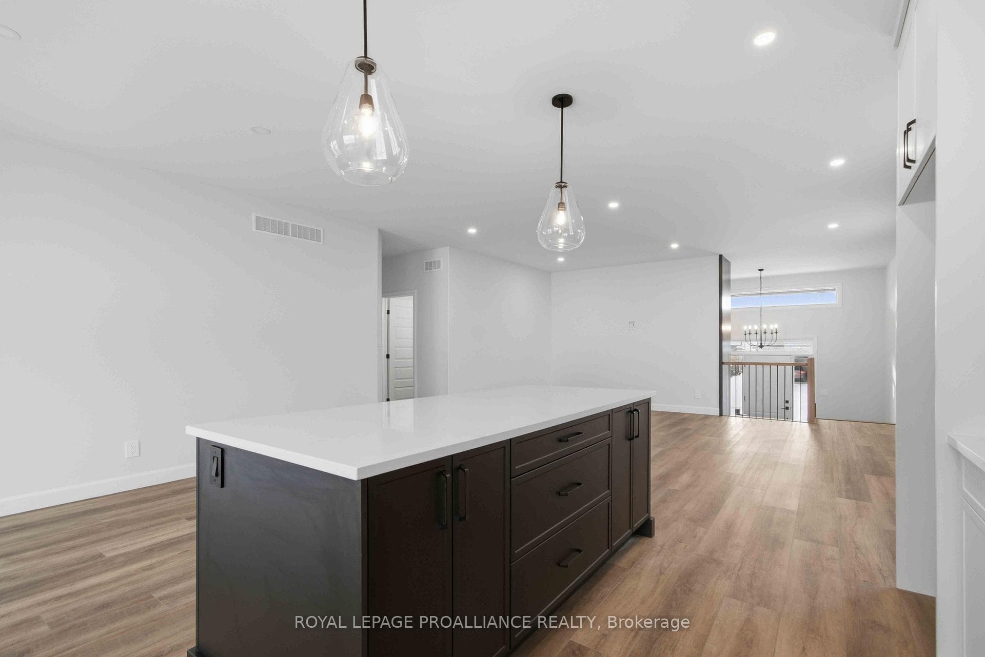 27 Schmidt Way photo 17