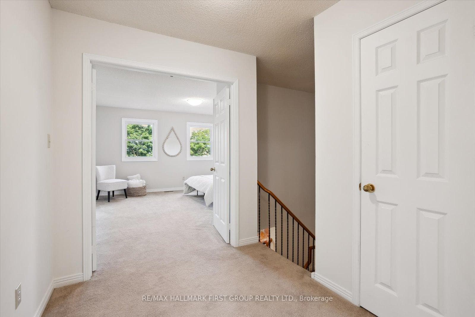 1510 Falconcrest Drive photo 14
