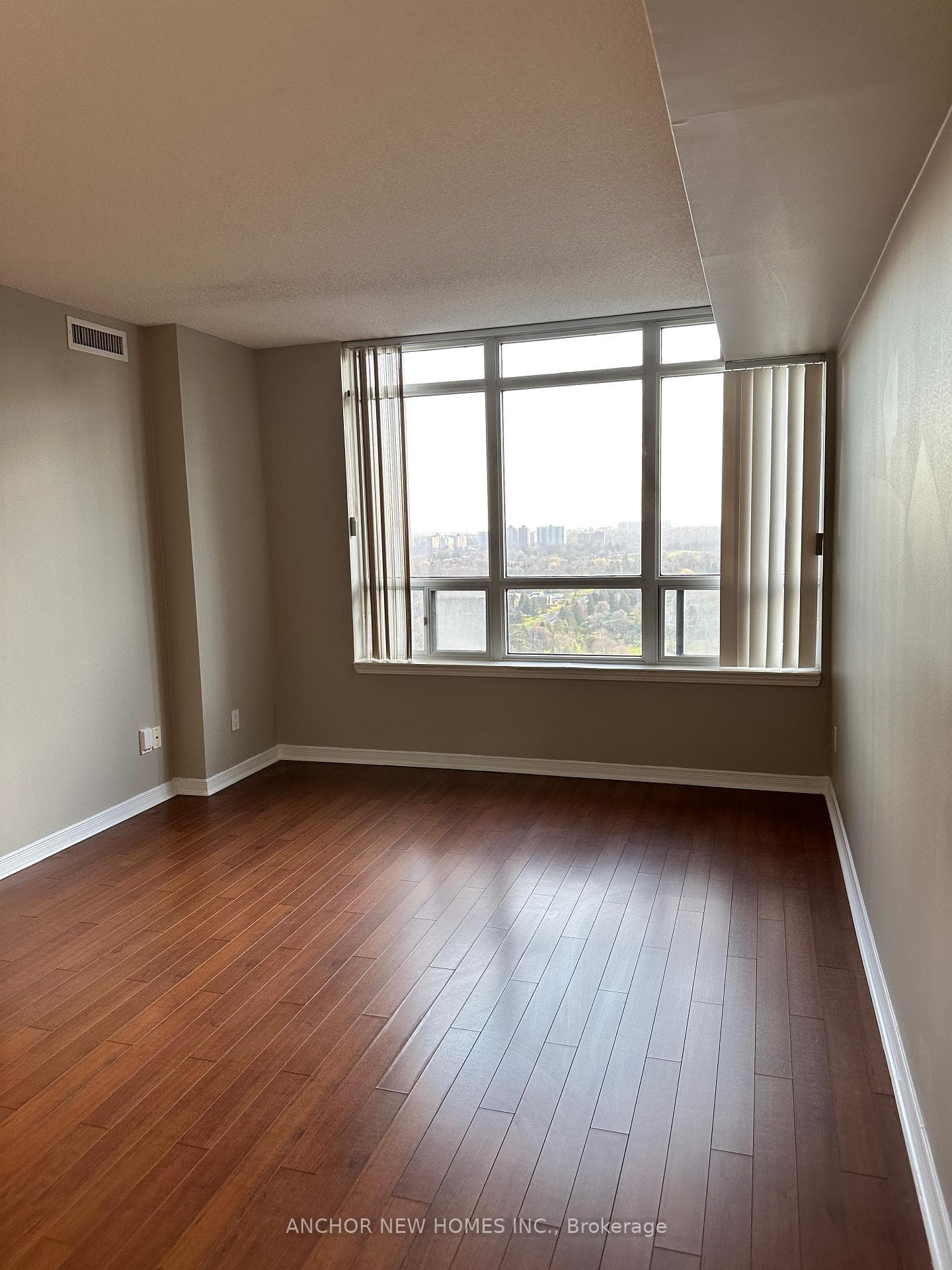 8 Hillcrest Avenue Unit 2201 photo 23