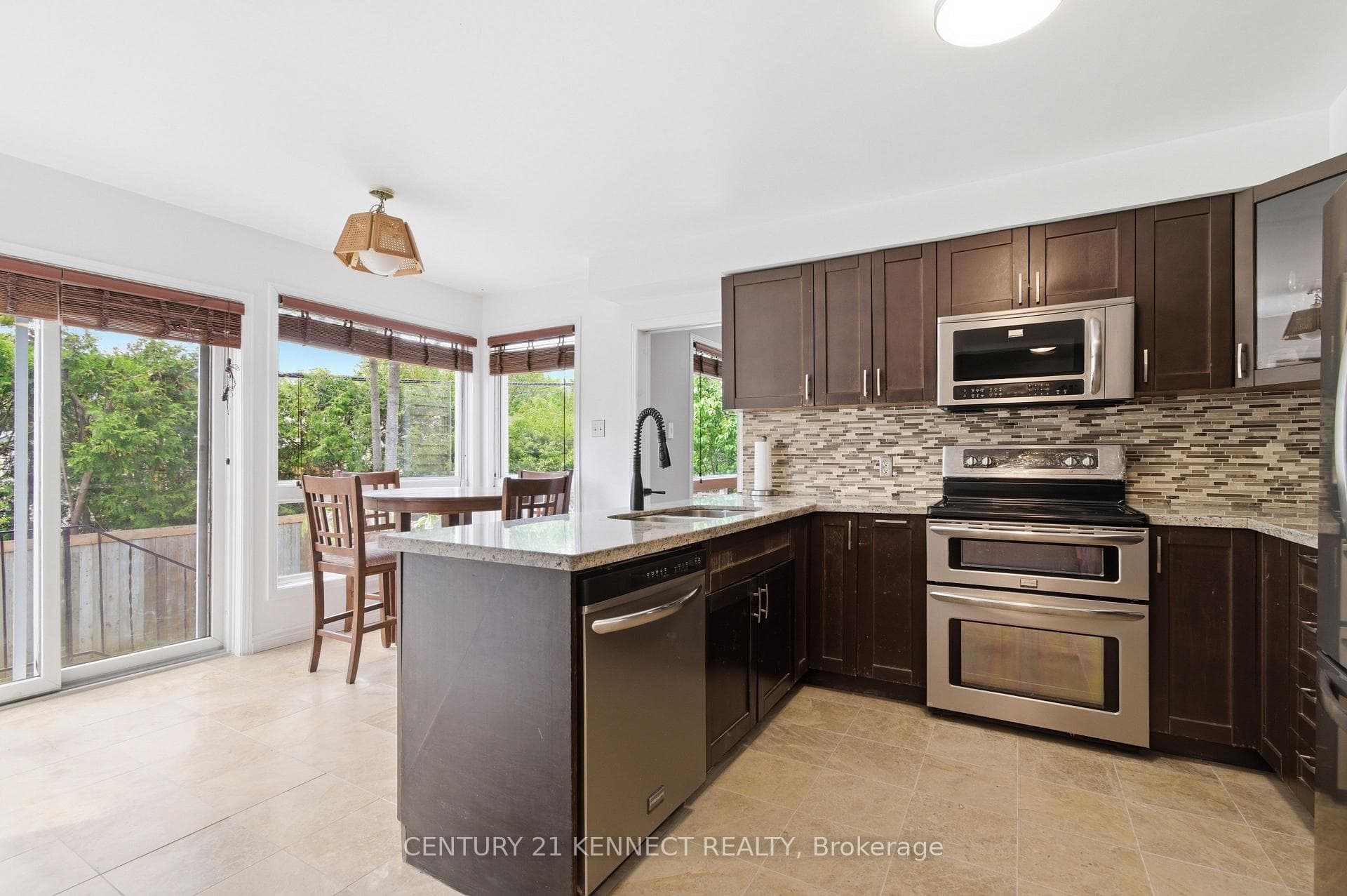 848 Fairlawn Avenue photo 11