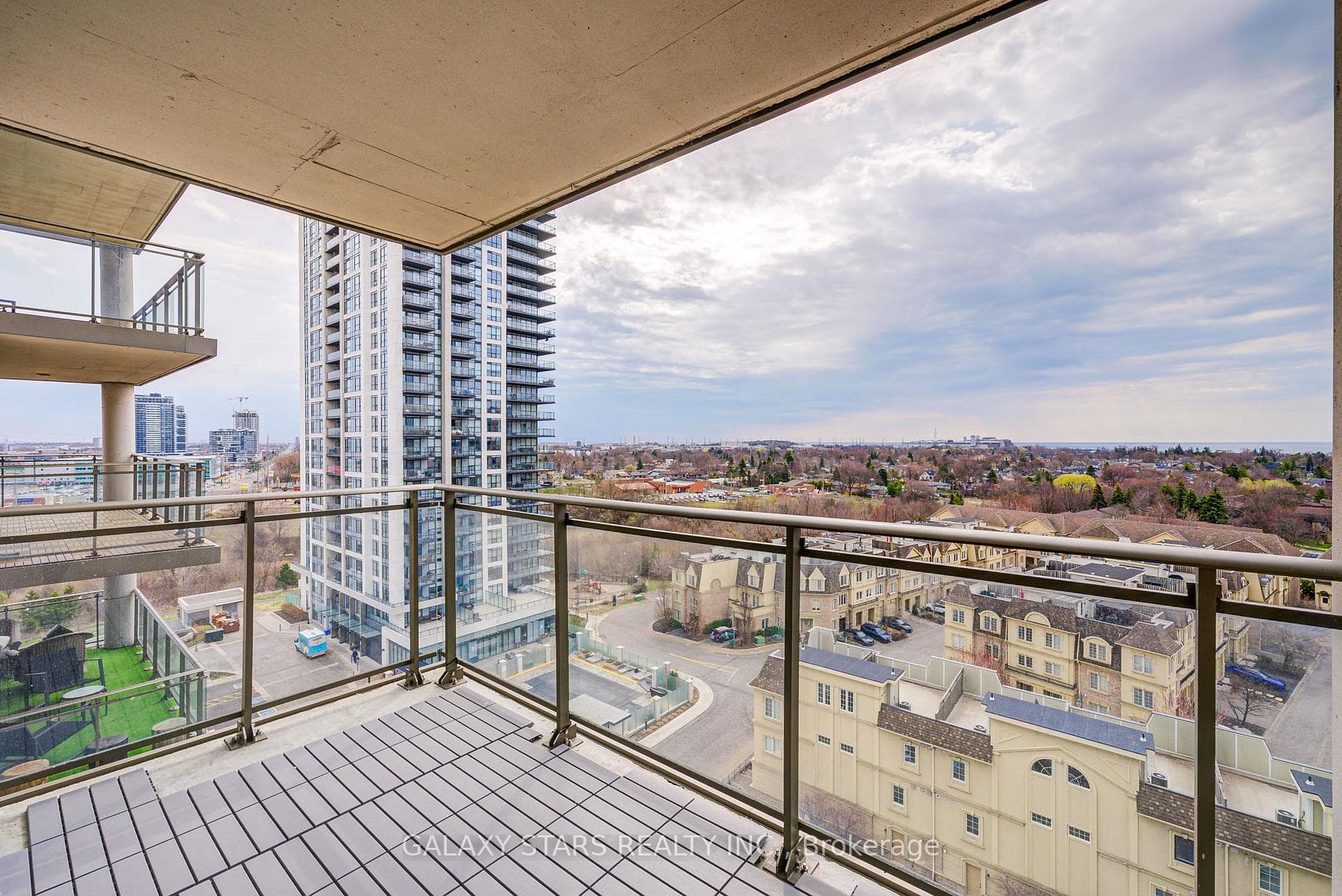 1235 Bayly Street Unit 1012 photo 34