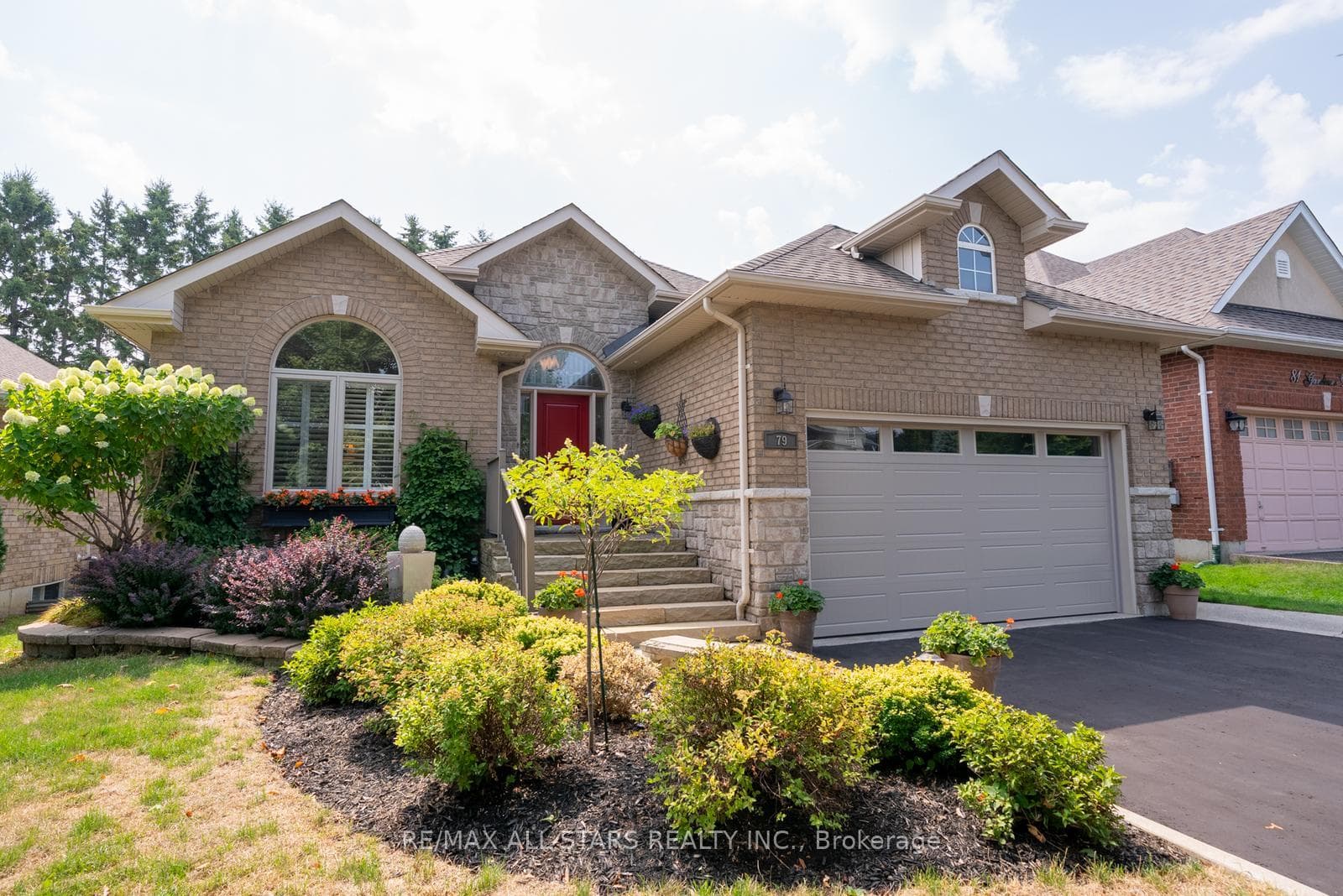 79 Gardiner Drive photo 48
